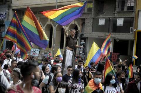 Imágenes de la marcha LGBT en Bogotá en contra de la homofobia y la transfobia
