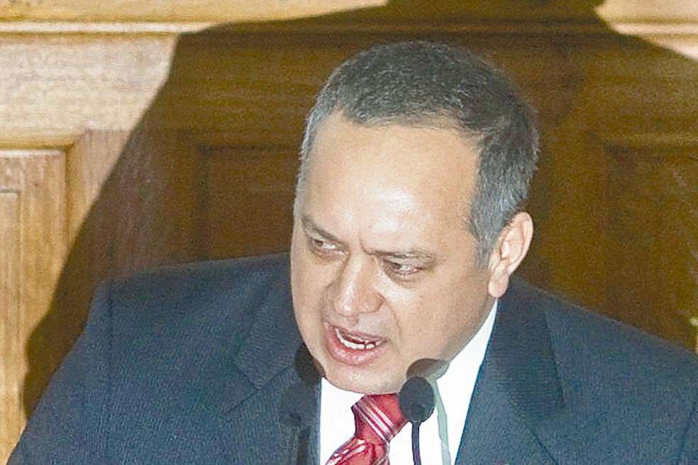 Diosdado Cabello ha sido uno de los hombres más cercanos a Chávez. / EFE