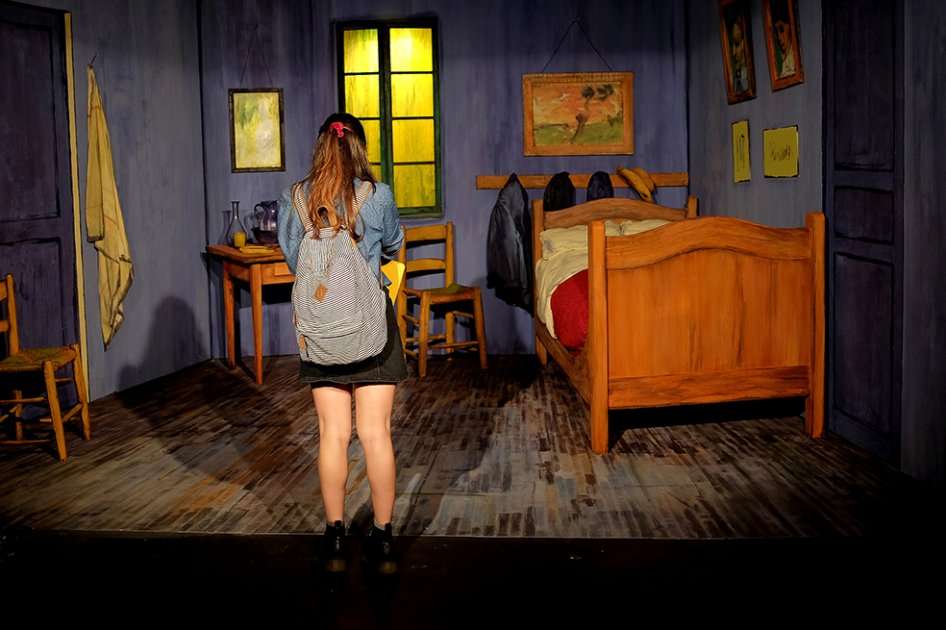 Van Gogh pintó tres versiones de "El dormitorio en Arlés". / AFP