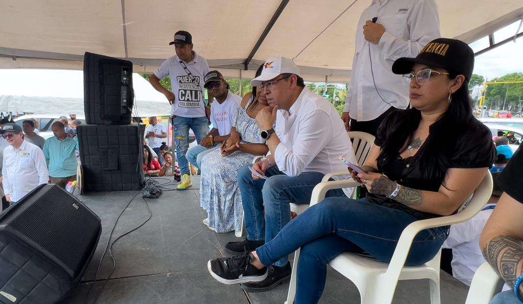 El ministro del Interior visitó Puerto Resistencia en Cali (Valle del Cauca)