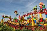 Una nueva montaña rusa llega al parque Toy Story Land en La Florida
