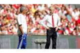 Mourinho: "Un entrenador no tiene que dar la mano a otro si no quiere"