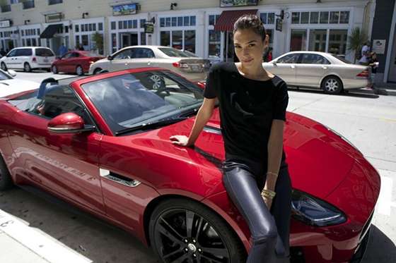 Gal Gadot será la Mujer Maravilla en Batman vs. Superman
