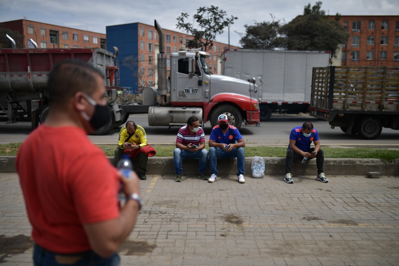 Según los conductores que se manifestaron el incremento en el valor de los peajes hace inviable los costos operativos de sus empresas.