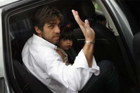 Juninho Pernambucano anunció su retiro del fútbol