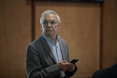 Chantajes, presiones y pánico: los chats de la trasescena del caso de la Ungrd en el Minhacienda