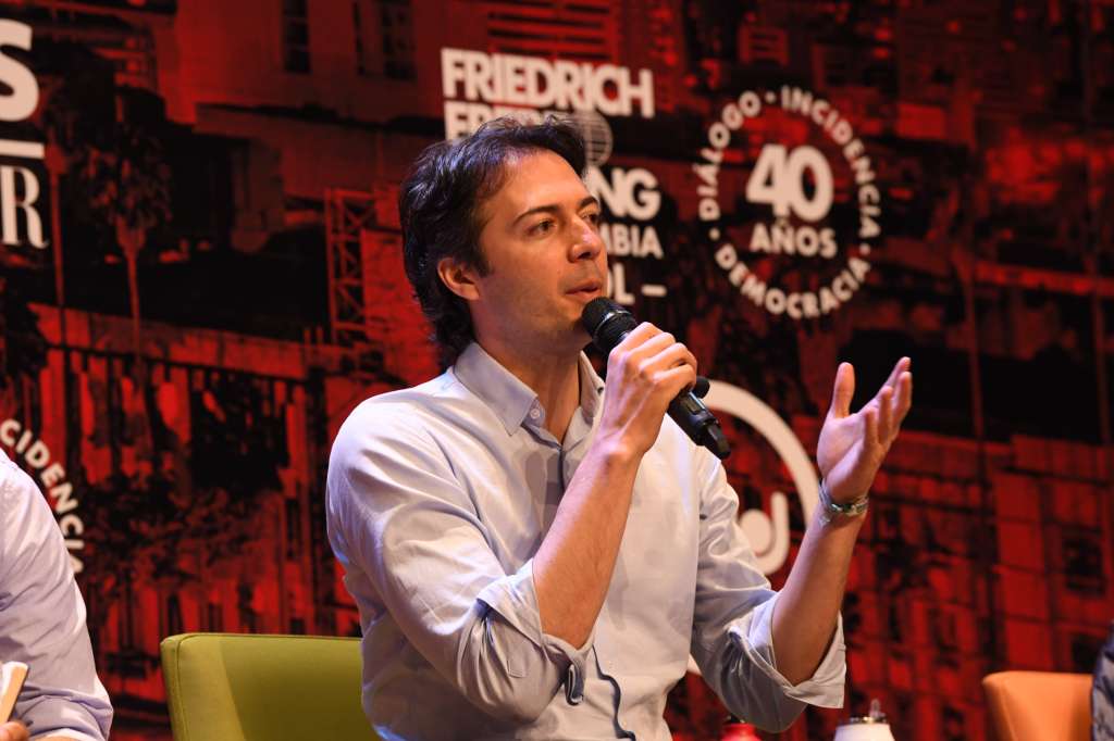 Candidato a la alcaldía de Medellín durante el debate de El Espectador