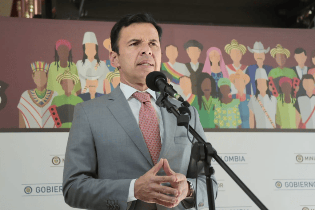 Guillermo Rivera, ministro del Interior. / Twitter: @riveraguillermo