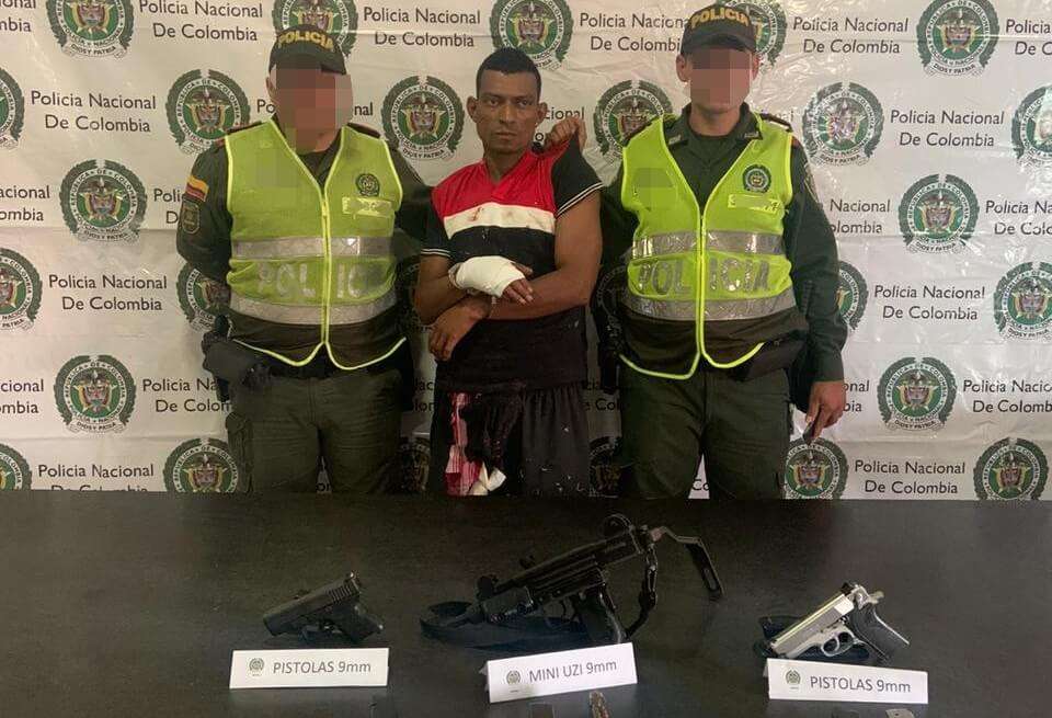 El hombre debe responder por los delitos de homicidio y porte ilegal de armas de fuego. / Cortesía Policía Mebar