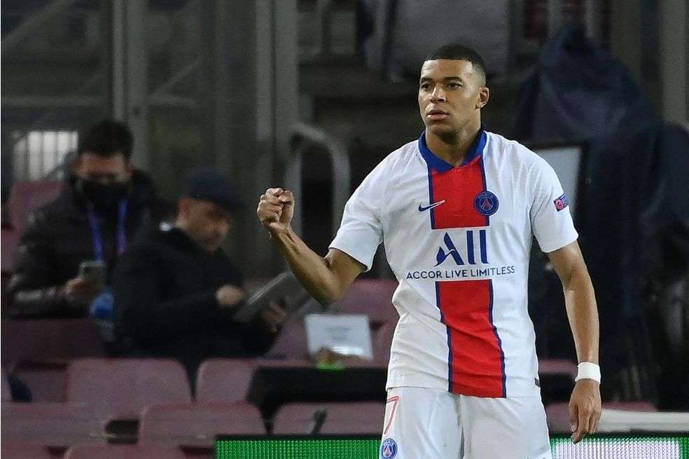 Mbappe fue la gran figura del encuentro en el que anotó un doblete.