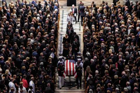 Con estas palabras se despidió de su padre la hija de John McCain