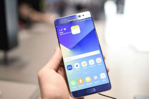 Falla en baterías del Samsung Galaxy Note 7 llega en el peor momento posible