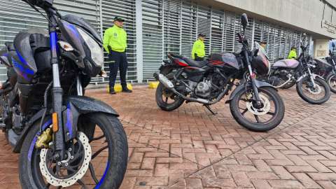Con drones y personal: Policía recupera ocho motos robadas y captura a dos hombres