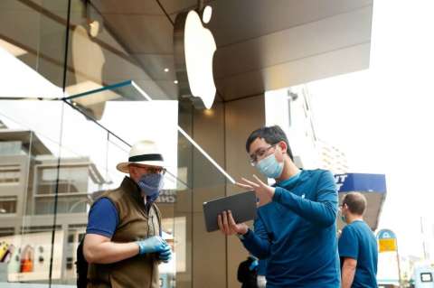 A diferencia de sus pares, Apple planea reabrir oficinas pronto