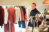 La nueva tienda de Adolfo Domínguez y su exploración de la moda sostenible
