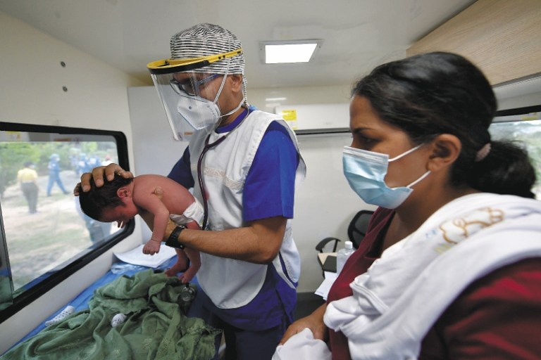 Médicos de la Nacional sin rural ni maestría por enredo jurídico con Minsalud