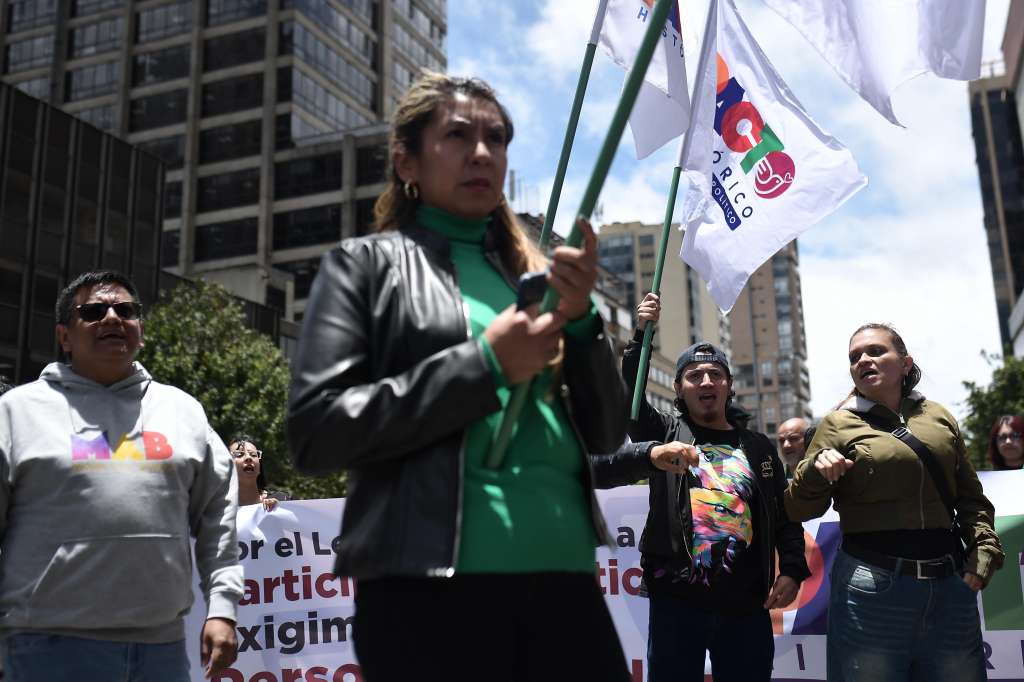 El pasado viernes integrantes del Pacto Histórico hicieron un plantón frente al Consejo Nacional Electoral.