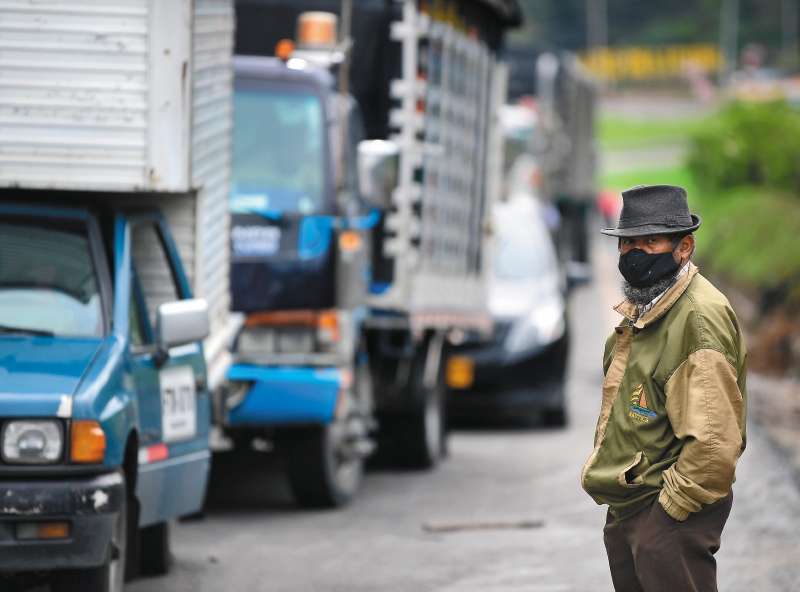 Los camioneros independientes tienen actualmente 120 puntos de concentración. / Gustavo Torrijos - El Espectador