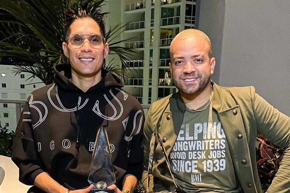 Chyno y Nacho, fue un dúo musical venezolano de pop latino
