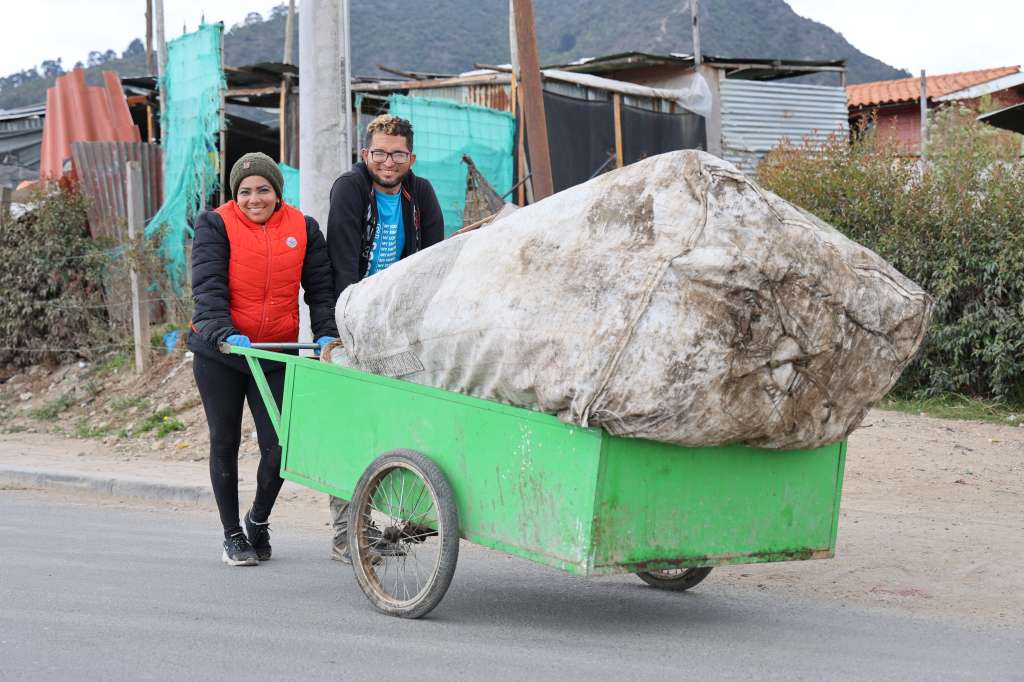 "Una labor con valor" busca dignificar la labor del reciclaje por parte de la población migrante y las comunidades de acogida.