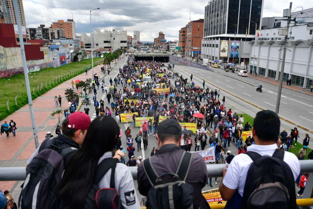 Paro de maestros por la defensa de la Educación Publica