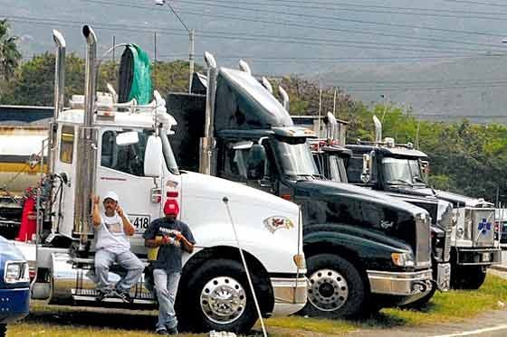 Gremio del transporte pesado insiste en reparos a restricción en la calle 13