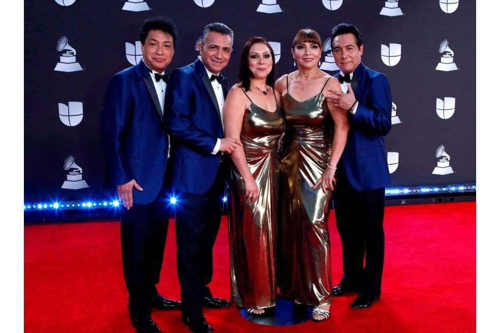 Con más de 35 años de trayectoria musical, la agrupación de Los Ángeles Azules es considerada una de las más importantes de México.
/ EFE