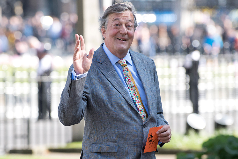 Stephen Fry en abril de 2017. / AFP