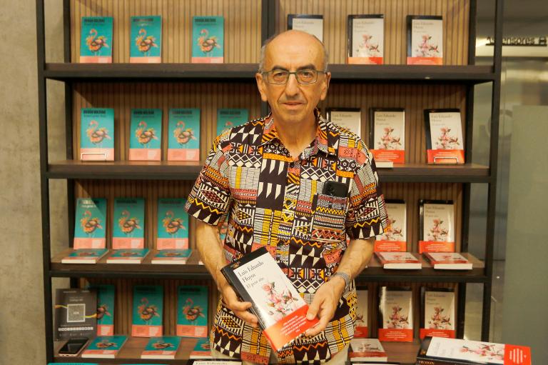 Luis Eduardo Hoyos: “El asombro primordial es el de la muerte”