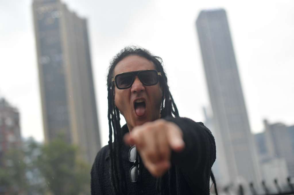 Vocalista de La Pestilencia.