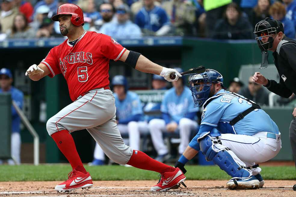 Albert Pujos sigue haciendo historia con los Angelinos de Anaheim. / AFP