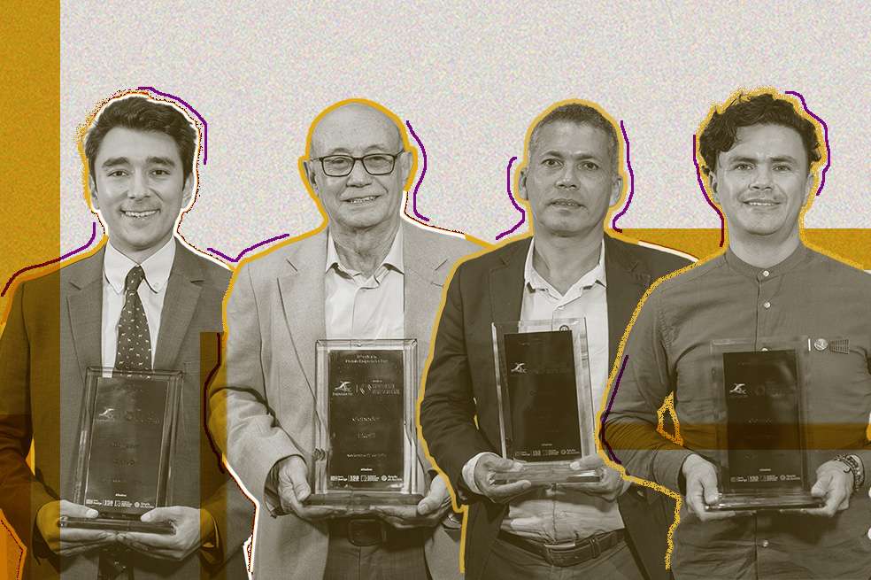 Los ganadores del premio Emprender Paz 2024: Camilo Bueno de CaryO, Javier Moreno de Ekofil, Diego Vidal de Redefrío y Adrián Sabogal de Marimbea.