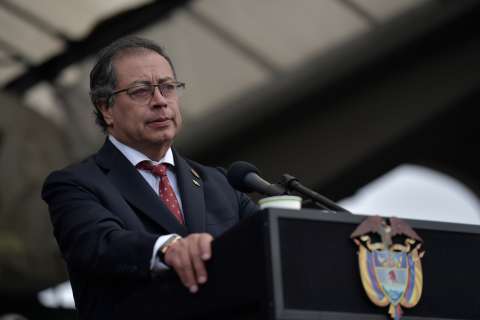 Petro rechazó ley sobre los días sin IVA que impulsó la oposición