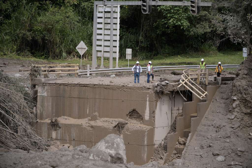 En la madrugada de este martes 18 de julio de 2023, una avalancha se presentó en la vereda Naranjal del municipio de Quetame, Cundinamarca, en inmediaciones del peaje del sector que comunica a Bogotá con Villavicencio.