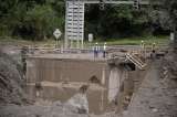 Quetame: anuncian ayudas a comerciantes, mientras avanza la instalación del puente