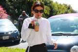 Selena Gómez responde a comentarios sobre fotos de sus cicatrices