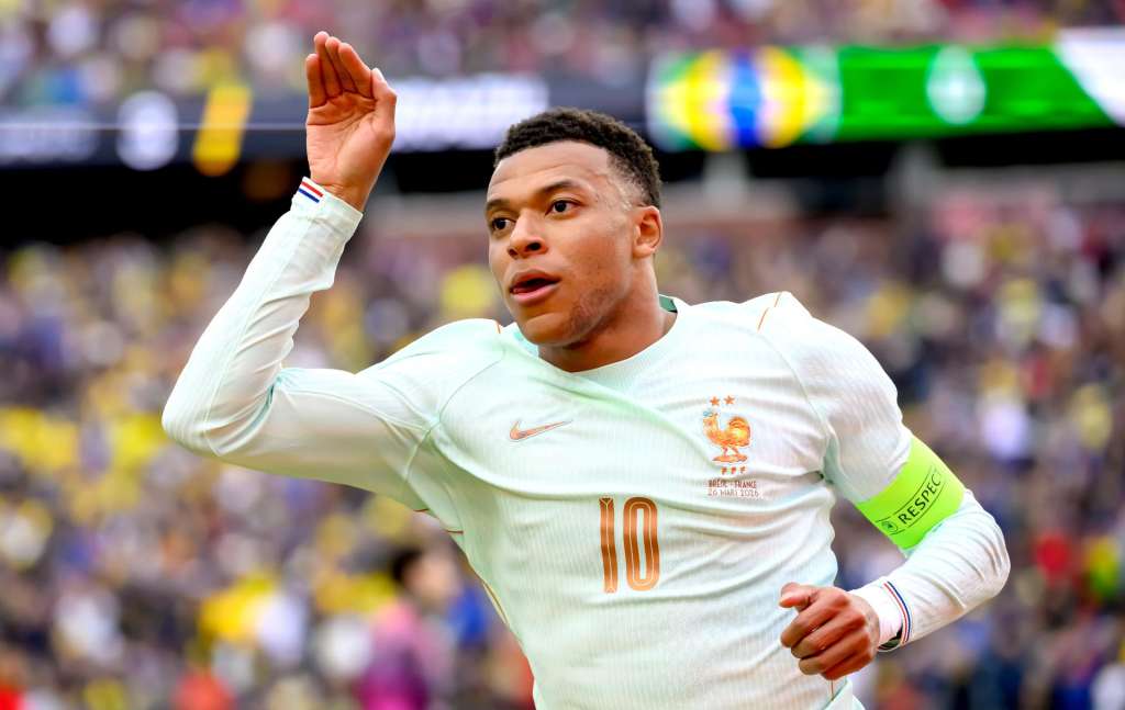 Foxborough (United States), 26/03/2026.- Kylian Mbappe of France celebrates after scoring the opening goal during the international friendly match between Brazil and France in Foxborough, Massachusetts, USA, 26 March 2026. (Futbol, Amistoso, Brasil, Francia) EFE/EPA/ADAM RICHINS