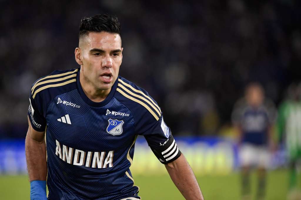 Jugador de Millonarios durante el compromiso ante Atlético Nacional por los cuadrangulares – jornada #3 en el Estadio El Campin de Bogotá