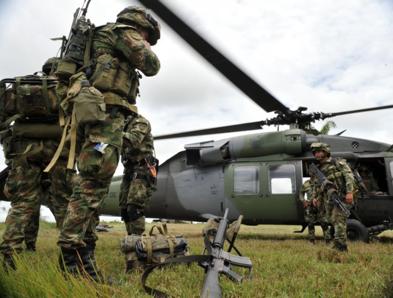 Ejército busca a responsables de ataque a Unidad Militar en Arauca