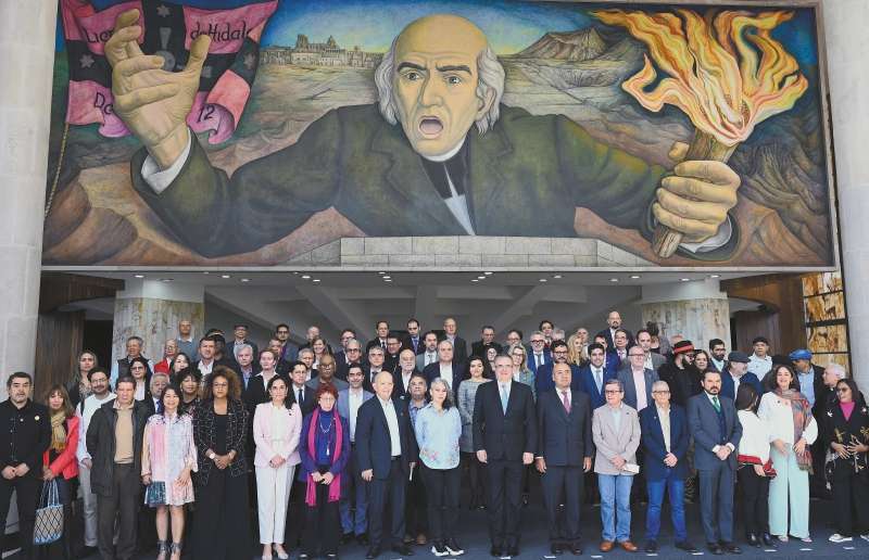 Las delegaciones del Gobierno y del ELN en Ciudad de México, donde se llevó a cabo el segundo ciclo de diálogos. En esa fase se definió la agenda del proceso.