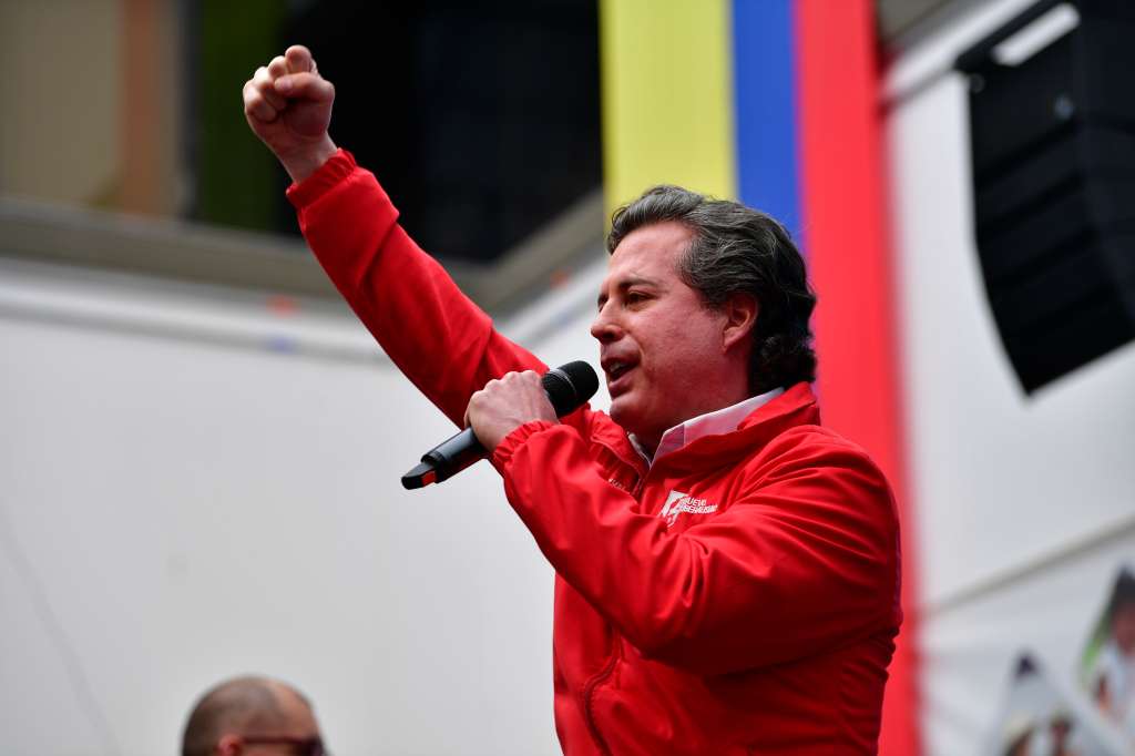 Candidato a la presidencia e integrante de la Gran Consulta por Colombia