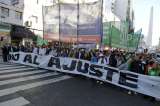 Sindicatos opositores paralizan transporte en Argentina