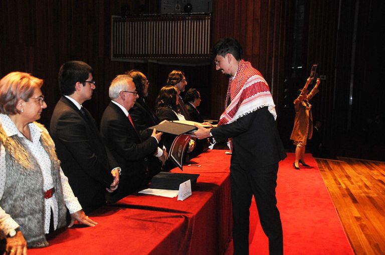 U. Nacional gradúa primeros especialistas en justicia transicional, víctimas y construcción de paz