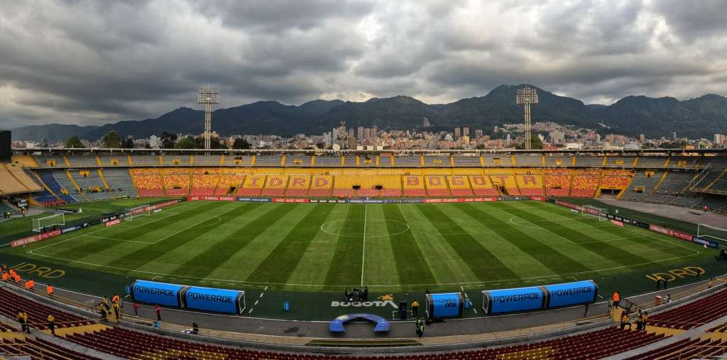 La gramilla de El Campín se notó afectada tras el concierto 'Monsters of Rock' del fin de semana pasado.