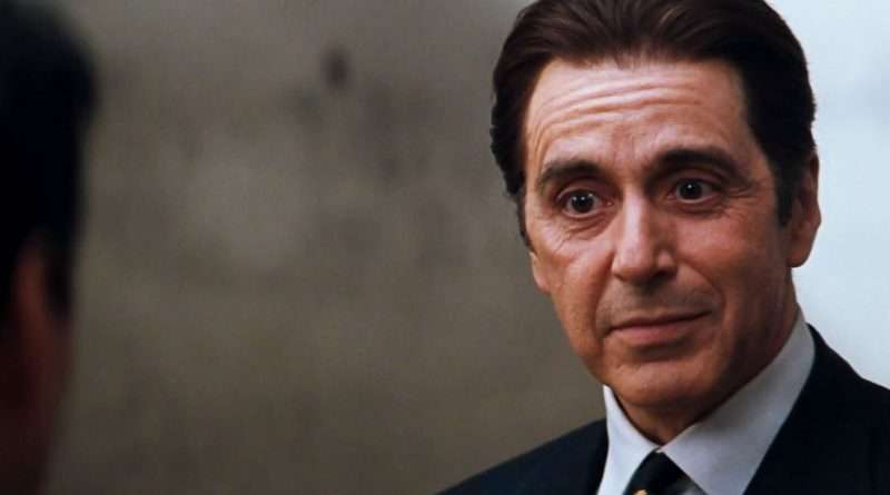 Al Pacino en "El abogado del diablo", dirigida por Taylor Hackford. En esta cinta también actuaron Keanu Reeves, Charlize Theron, Connie Nielsen, entre otros.