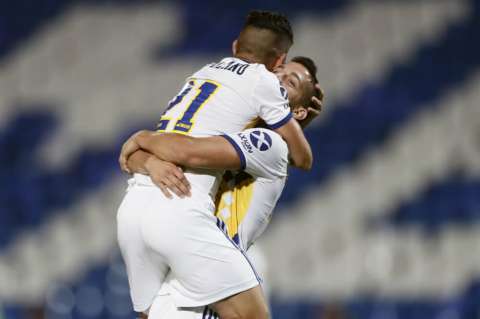 Gol de Campuzano en triunfo de Boca en la Copa Superliga de Argentina