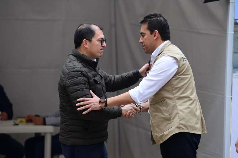 El Fiscal Francisco Barbosa junto al Registrador Nacional, Alexander Vega.