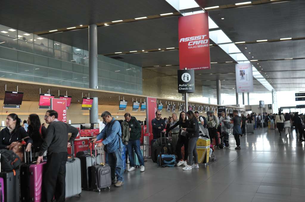 Salida de viajeros para vacaciones de navidad y fin de año