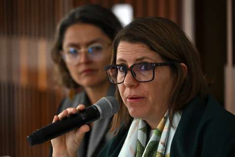 “No tienen que escoger entre seguridad o la protección de sus derechos”: Juanita Goebertus