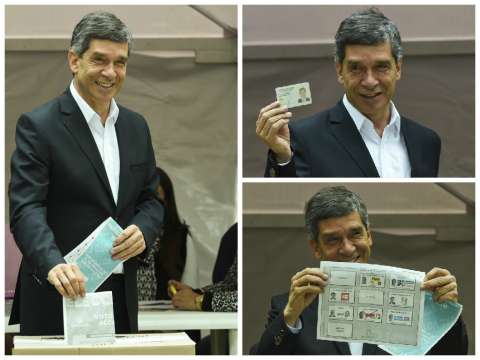 Así votó Rafael Pardo en el centro de Bogotá